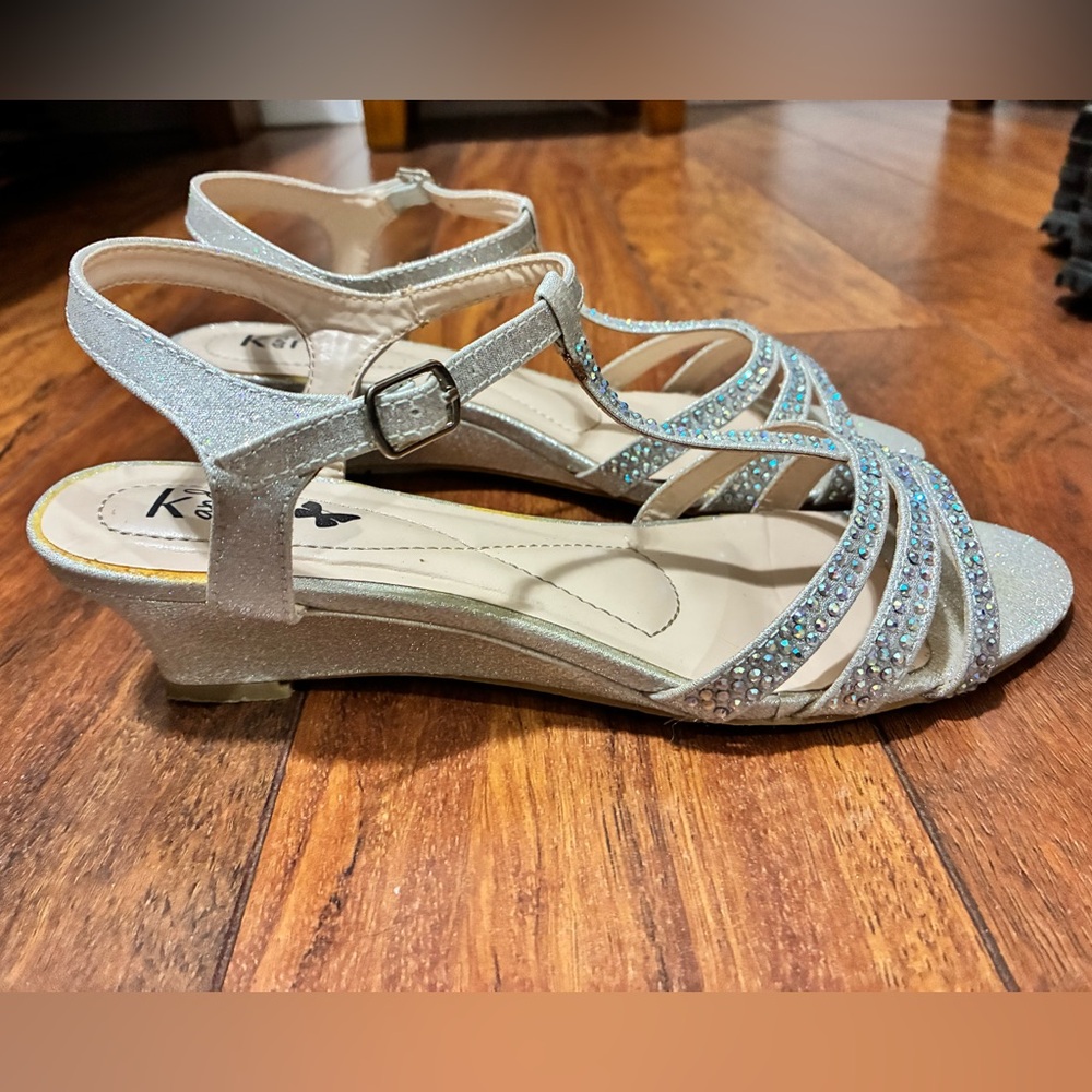 Glamorous Silver Rhinestone Sandals - Picture 4 of 6